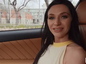 Stranded Teens - Pussy Stranded In The Wind - 08/30/2020