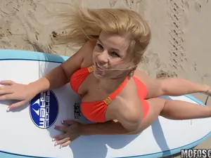 She's A Freak - Surf and Turf - 07/07/2011