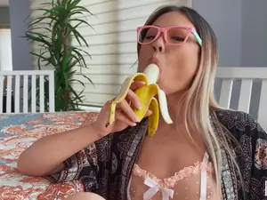 I Know That Girl - Pussy Persuasion - 11/01/2020