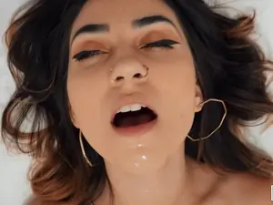 Public Pickups - Roadside Slut - 11/04/2020