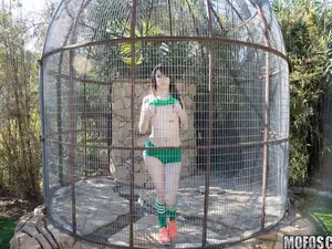 I Know That Girl - Leggy Brunette in a Cage - 01/24/2016