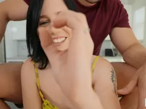 Don't Break Me - Tiny Spinner Gets Big Dick - 01/30/2021