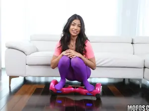 Don't Break Me - Playful Spinner Sucks Major Dick - 03/11/2016