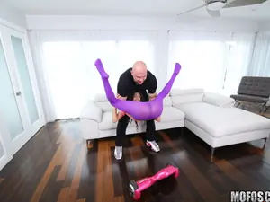 Don't Break Me - Playful Spinner Sucks Major Dick - 03/11/2016