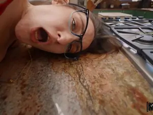 I Know That Girl - Fucking Her Sister's Boyfriend! - 11/03/2021