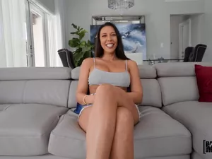 Don't Break Me - Rachel Starr Wants That Big D - 11/18/2021