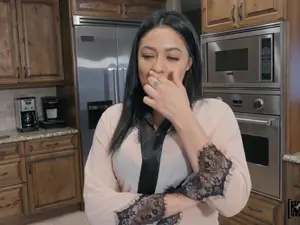 I Know That Girl - Fucking My Cousin's Girl in His House! - 02/10/2022