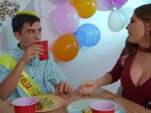 Share My BF - Feliz Cum-pleanos - 04/27/2022