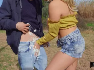 Stranded Teens - Shaving Cream Street Prank - 05/03/2022