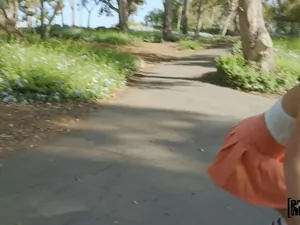 Public Pickups - Sweaty Babe Likes to Cool Down with a Cock - 05/24/2022