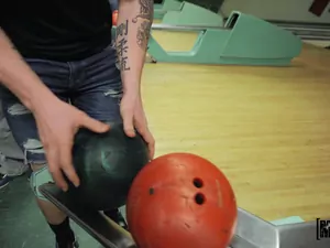 Let's Post It - The Bowling Alley goes Crazy - 11/18/2022