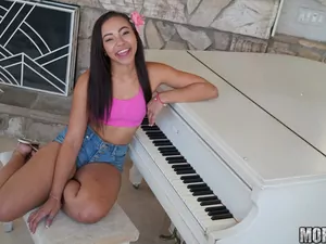 Latina Sex Tapes - Giggly Latina in Piledriver - 09/14/2016