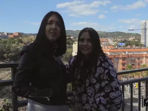 Public Pickups - An Offer for Lesbian Wives - 12/18/2022
