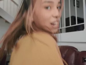 I Know That Girl - Video Favor Goes Too Far - 12/24/2022