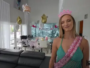I Know That Girl - Saving Layna's Party - 04/26/2023