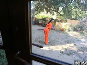 Pervs On Patrol - Katrina Jade's Bouncy Big Ass - 10/22/2016