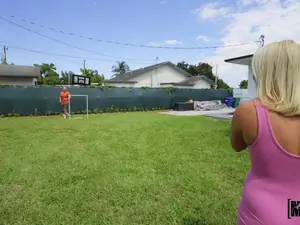 Don't Break Me - Mimi's a Pro Stick Handler - 05/29/2023