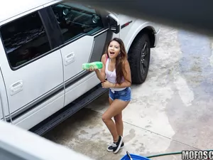 Pervs On Patrol - Teen Spinner's Wet T-Shirt Car Wash - 11/04/2016