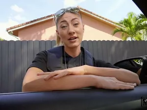 I Know That Girl - Hot and Hungry Cop - 07/22/2023