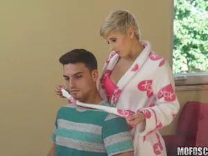 Pervs On Patrol - Big Butt Blonde Makes Sex Tape For Her Ex - 11/18/2016