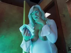 Let's Post It - Tanning Salon Titties - 03/17/2024