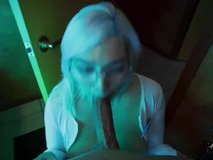 Let's Post It - Tanning Salon Titties - 03/17/2024
