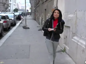 Public Pickups - Naughty Tourist Sucks Dick for Cash - 12/21/2016