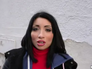 Public Pickups - Naughty Tourist Sucks Dick for Cash - 12/21/2016