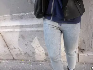 Public Pickups - Naughty Tourist Sucks Dick for Cash - 12/21/2016