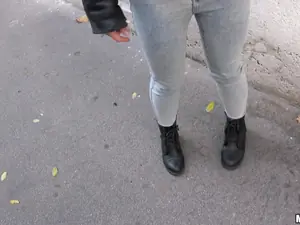 Public Pickups - Naughty Tourist Sucks Dick for Cash - 12/21/2016