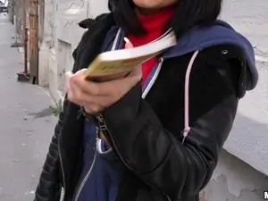 Public Pickups - Naughty Tourist Sucks Dick for Cash - 12/21/2016
