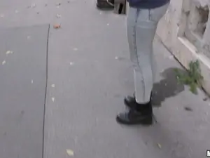 Public Pickups - Naughty Tourist Sucks Dick for Cash - 12/21/2016