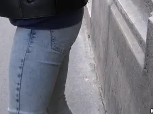 Public Pickups - Naughty Tourist Sucks Dick for Cash - 12/21/2016