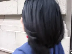 Public Pickups - Naughty Tourist Sucks Dick for Cash - 12/21/2016