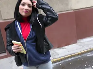Public Pickups - Naughty Tourist Sucks Dick for Cash - 12/21/2016