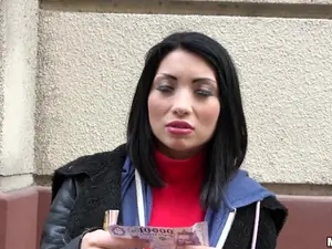 Public Pickups - Naughty Tourist Sucks Dick for Cash - 12/21/2016