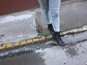 Public Pickups - Naughty Tourist Sucks Dick for Cash - 12/21/2016