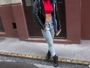Public Pickups - Naughty Tourist Sucks Dick for Cash - 12/21/2016