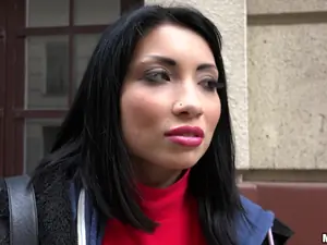 Public Pickups - Naughty Tourist Sucks Dick for Cash - 12/21/2016