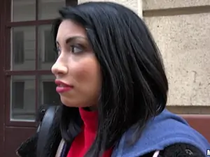 Public Pickups - Naughty Tourist Sucks Dick for Cash - 12/21/2016