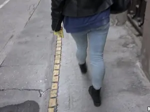 Public Pickups - Naughty Tourist Sucks Dick for Cash - 12/21/2016