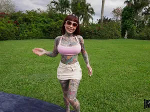 Don't Break Me - Tattooed Tiger Lilly Is Fun Size for a Reason - 06/02/2024