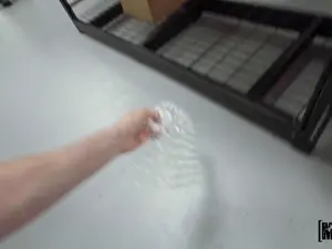 Let's Post It - Warehouse Game of Hide the Package - 06/07/2024