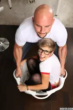 Don't Break Me - Pierced Nipples On Teen Spinner - 01/09/2017