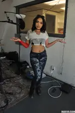 Latina Sex Tapes - Amateur Singer Banged In Studio - 01/23/2017