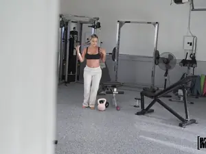 I Know That Girl - Roommate Workout Assistance - 10/09/2024