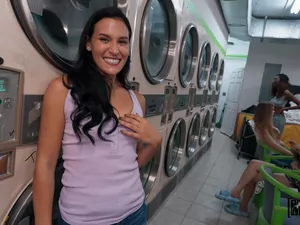He's Got Rizz - Local Laundromat - 11/06/2024