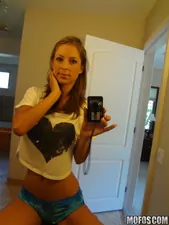 I Know That Girl - Massaging My Whore - 11/09/2011
