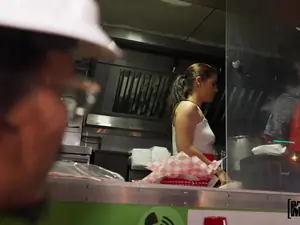 Let's Post It - Taco Food Truck - 01/01/2025