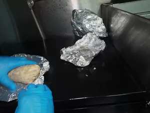 He's Got Rizz - Eviee Wants His Burrito - 03/08/2025